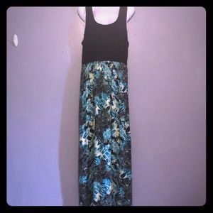 FREE WITH BUNDLE MAXI DRESS